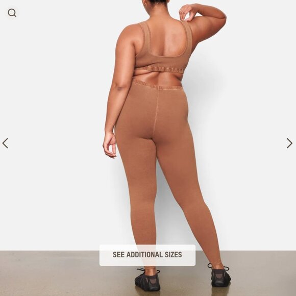 NWT Skims Outdoor Legging in Camel size XL - Picture 4 of 7